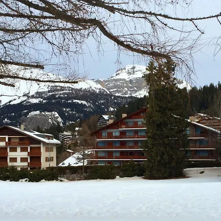 Val Vert A *